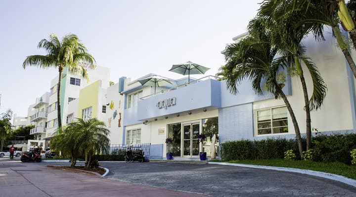 Aqua Hotel & Suites