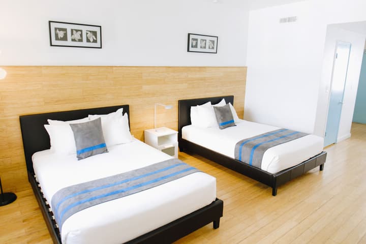 Aqua Hotel & Suites