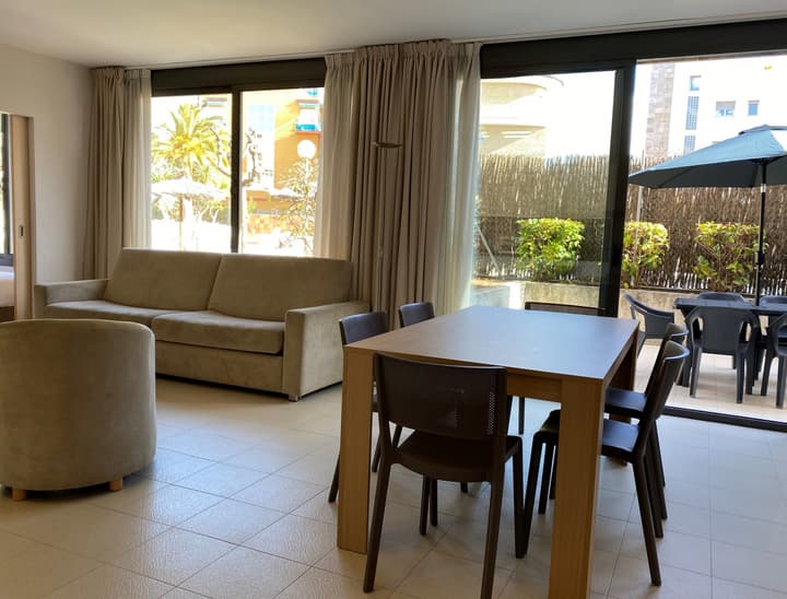 Atenea Park - Suites Apartments