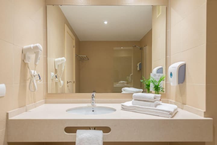 Atenea Park - Suites Apartments