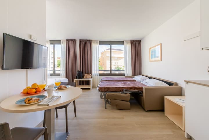 Atenea Park - Suites Apartments