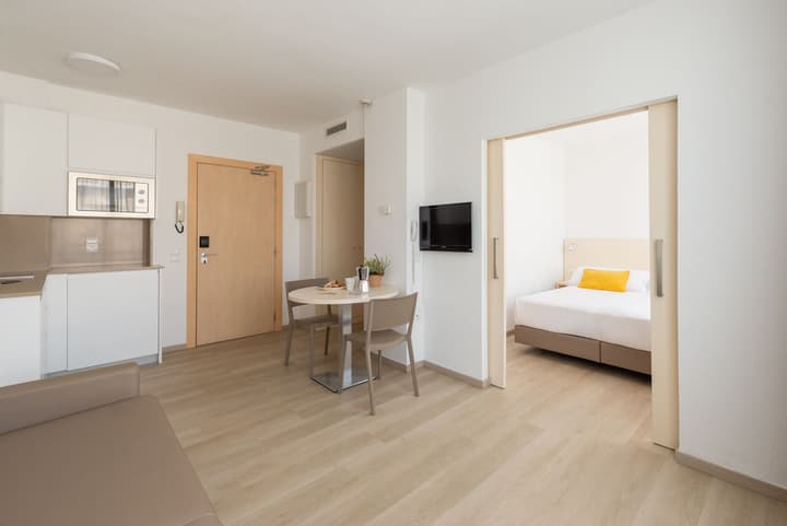 Atenea Park - Suites Apartments
