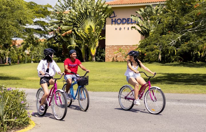 Hodelpa Garden Suites Golf & Convention Center