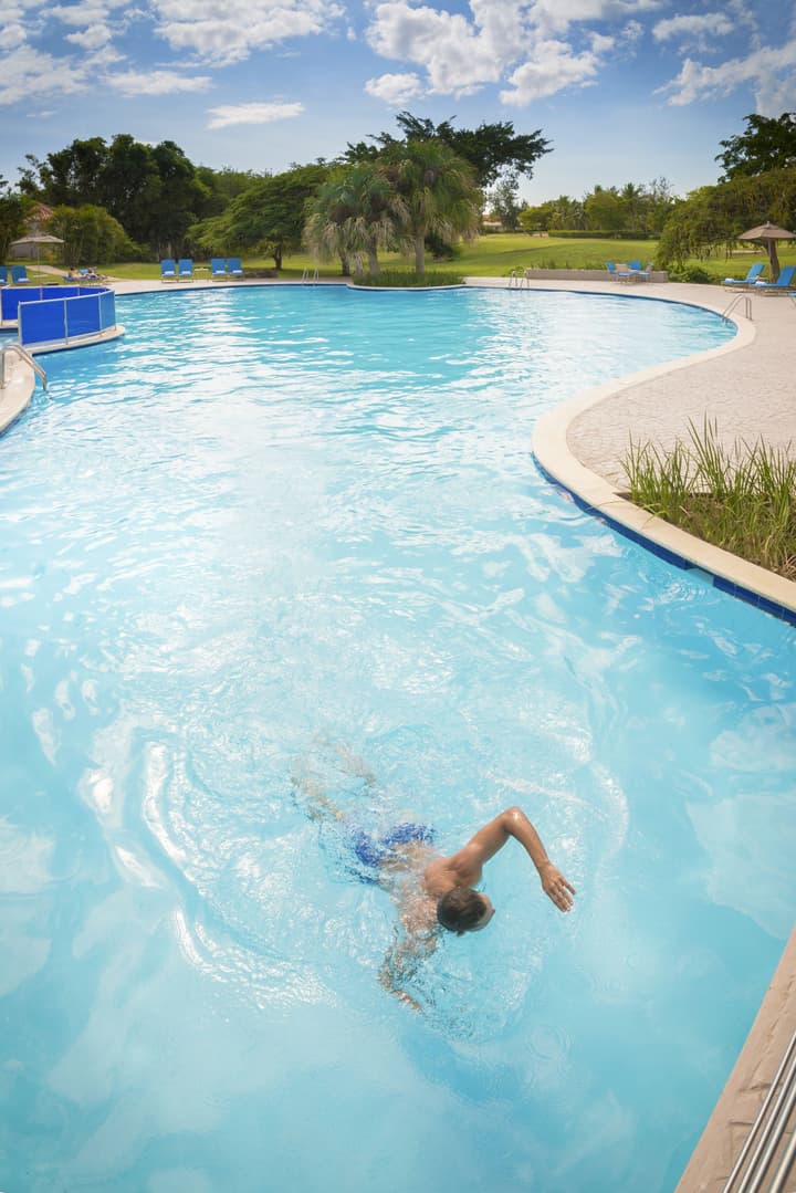 Hodelpa Garden Suites Golf & Convention Center