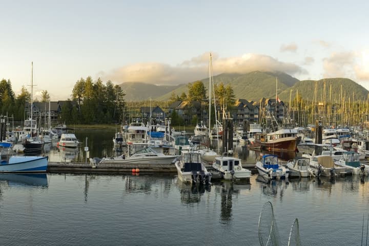 Waters Edge Shoreside Suites