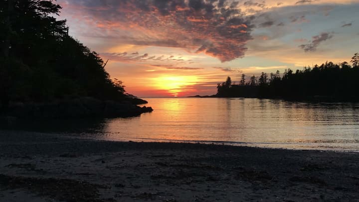 Waters Edge Shoreside Suites