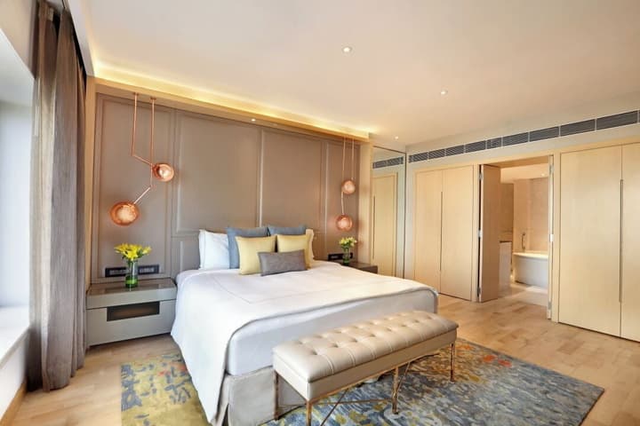 Taj Lands End