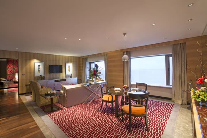 Taj Lands End