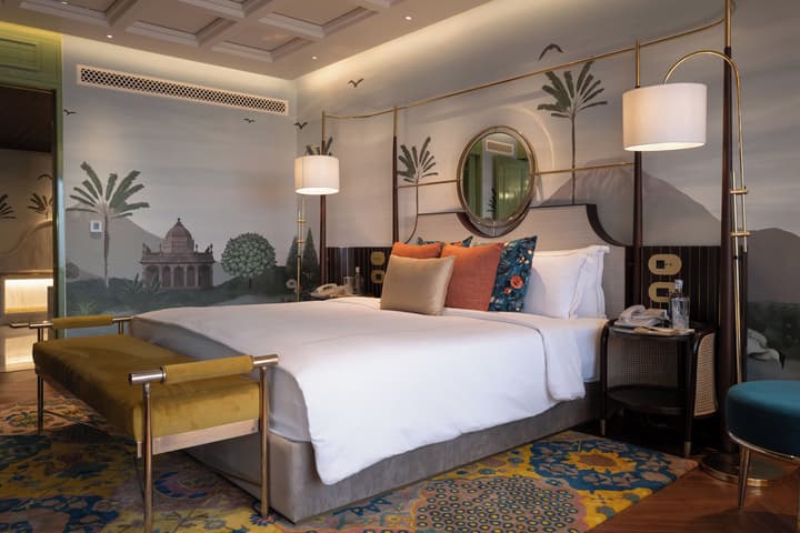 Taj Lands End