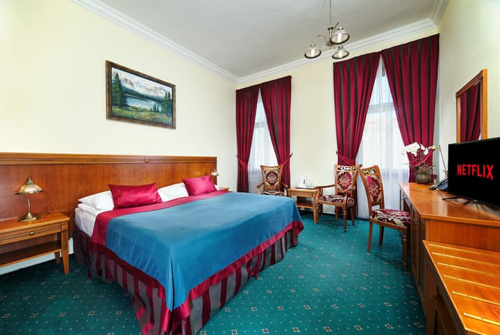 Green Garden Hotel