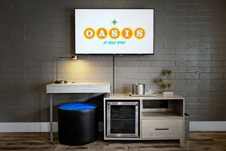 Oasis at Gold Spike