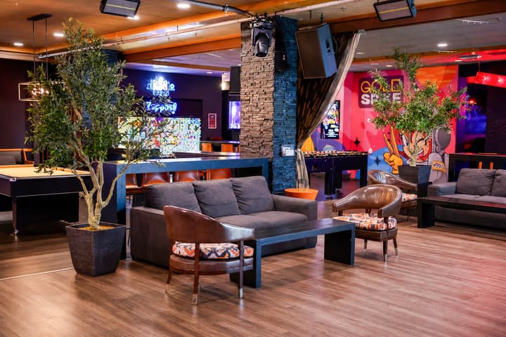 Oasis at Gold Spike