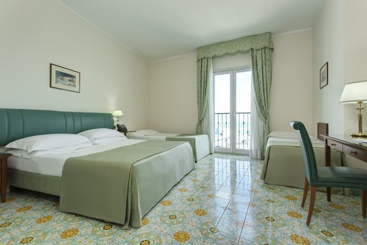 Lloyd's Baia Hotel