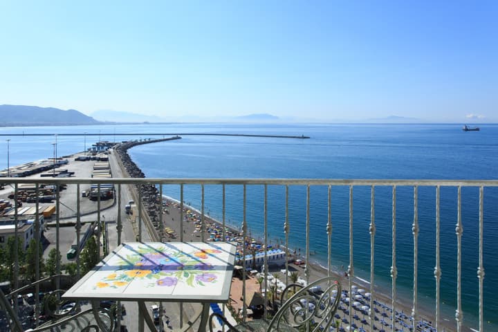 Lloyd's Baia Hotel