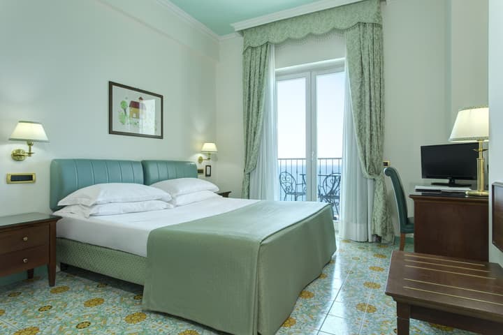 Lloyd's Baia Hotel