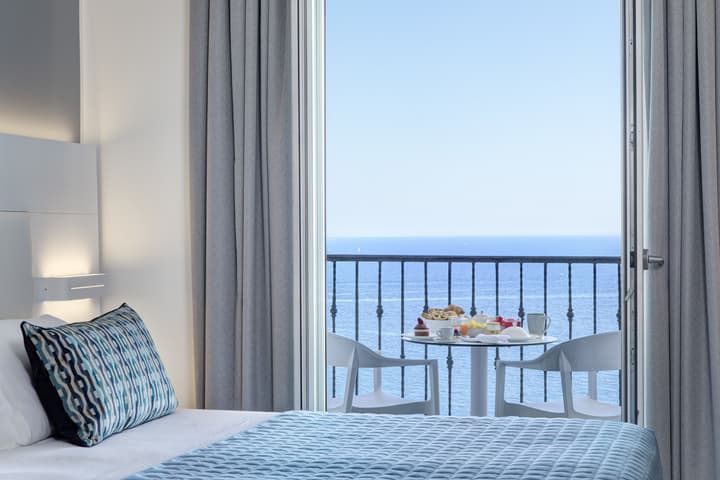 Lloyd's Baia Hotel