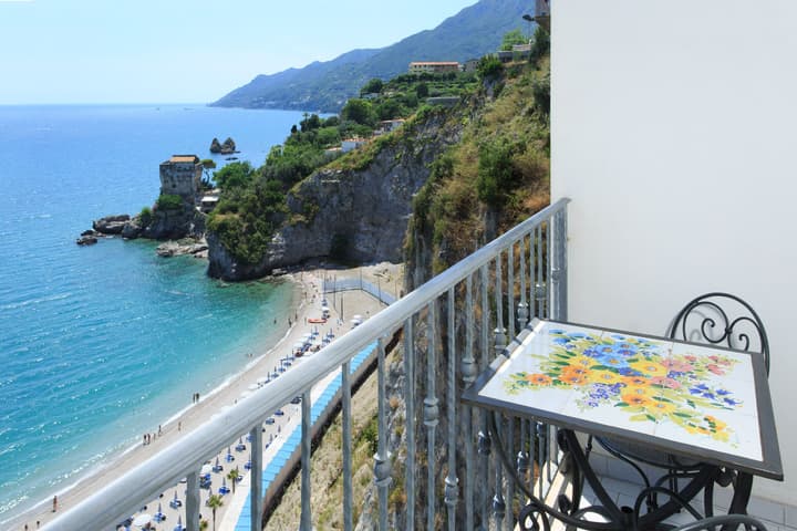 Lloyd's Baia Hotel