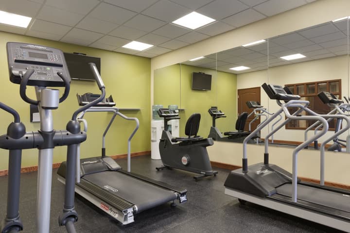 Country Inn & Suites by Radisson, Billings, MT