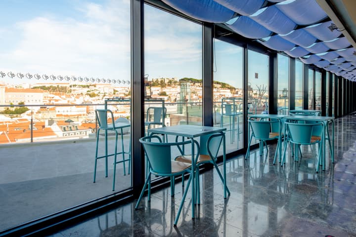 VIP Executive Eden Aparthotel