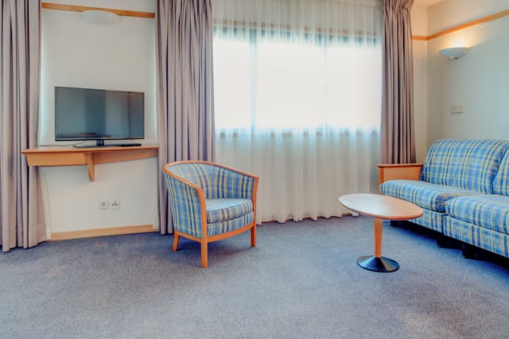 VIP Executive Eden Aparthotel