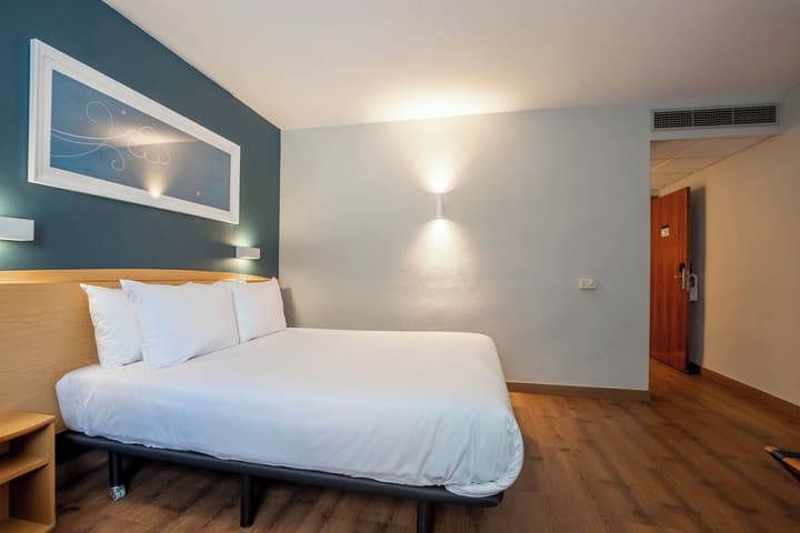 Travelodge Alicante Puerto