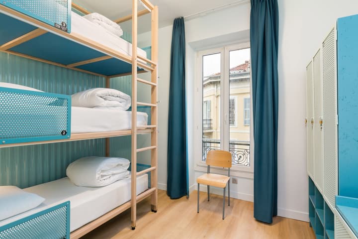 Hostel Ozz Nice