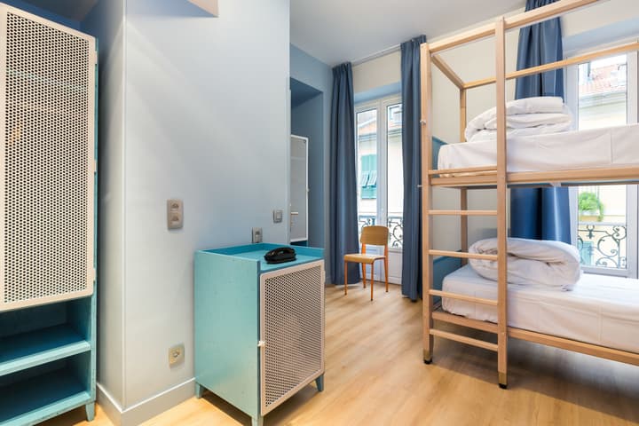 Hostel Ozz Nice