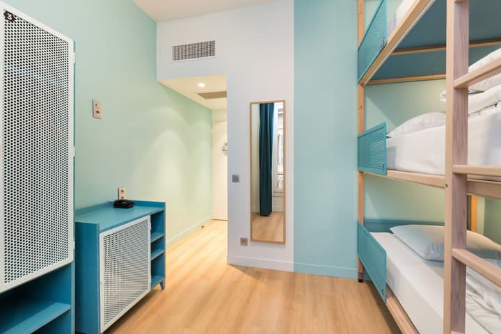 Hostel Ozz Nice