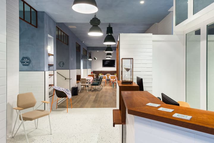 Hostel Ozz Nice