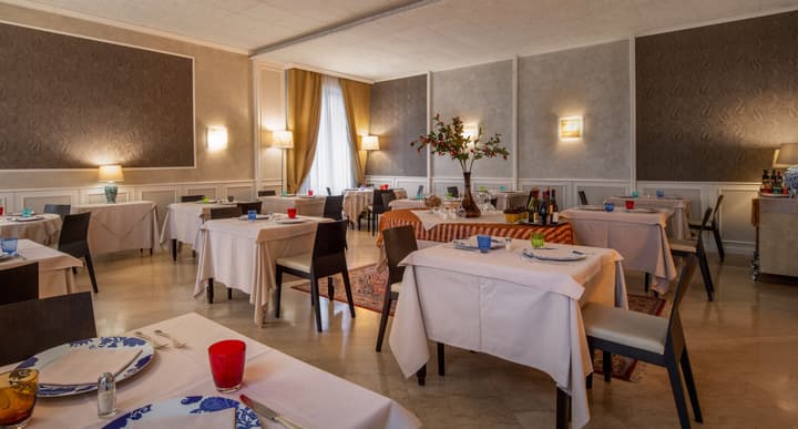 Hotel Ambasciatori