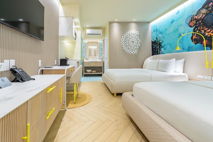 Trupial Hotel & Casino