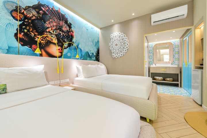 Trupial Hotel & Casino