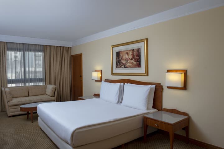 Radisson BLU Martinez Hotel, Beirut