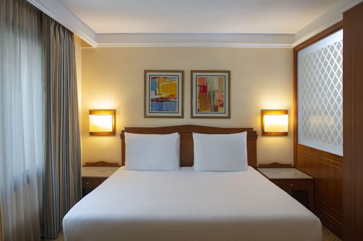 Radisson BLU Martinez Hotel, Beirut