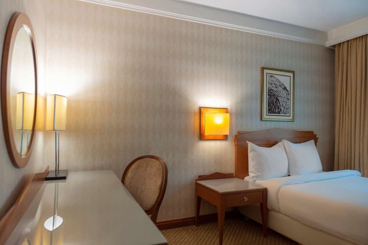 Radisson BLU Martinez Hotel, Beirut