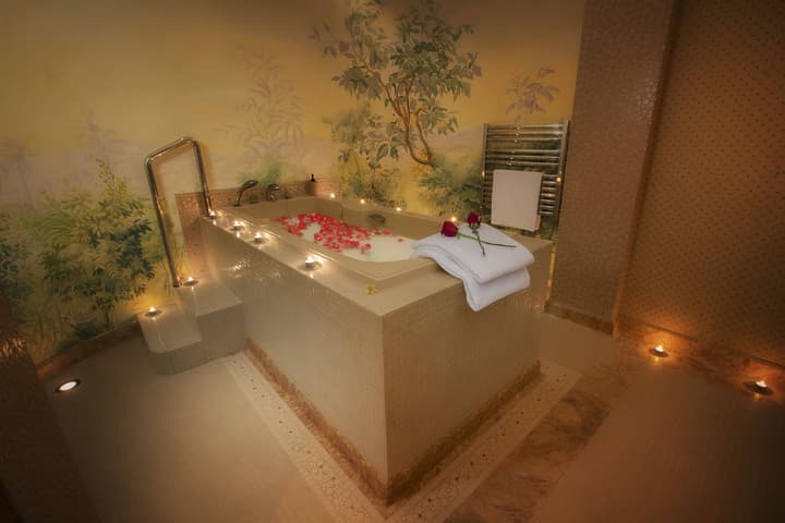 The Ritz-Carlton, Bahrain
