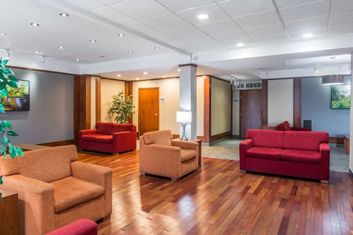 Ramada Plaza by Wyndham Montreal