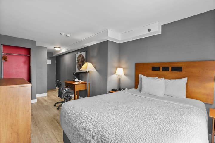 Ramada Plaza by Wyndham Montreal