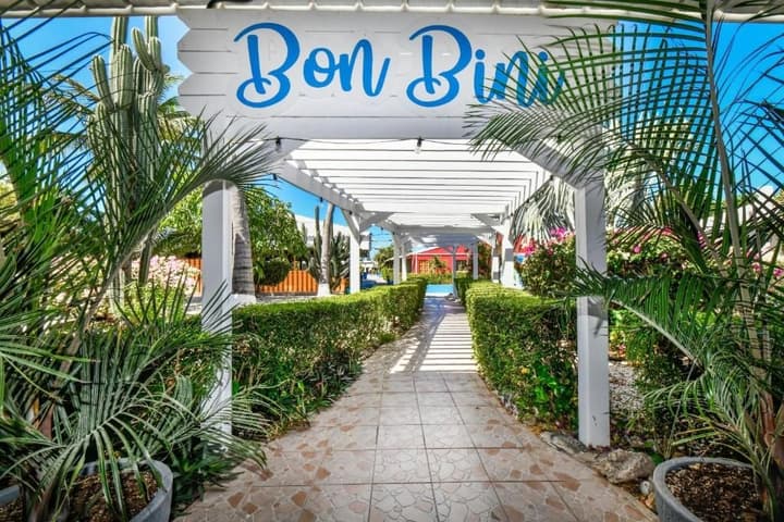 Aruba Blue Village