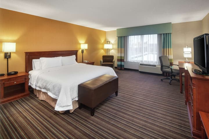 Hampton Inn & Suites by Hilton Toronto Airport