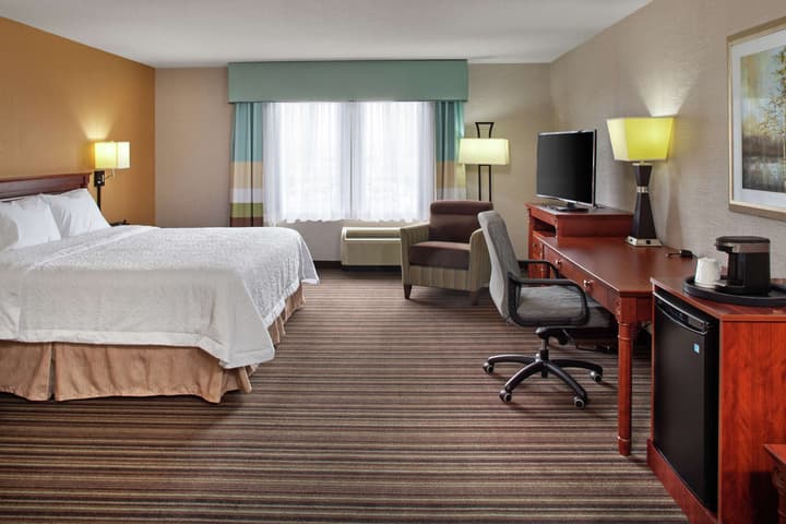 Hampton Inn & Suites by Hilton Toronto Airport