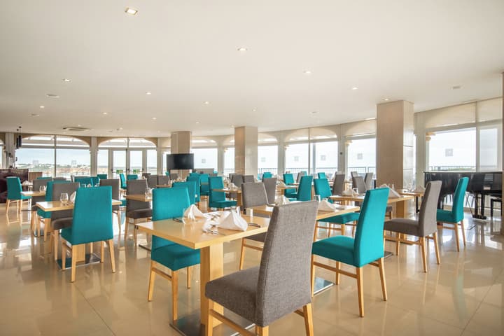 AP Oriental Beach - Adults Friendly