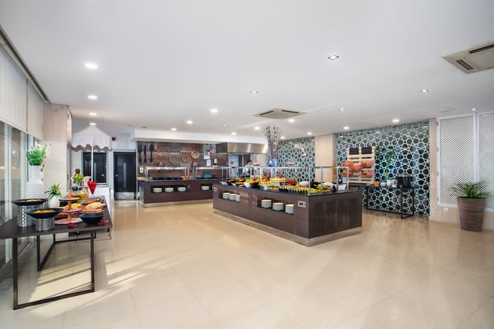 AP Oriental Beach - Adults Friendly