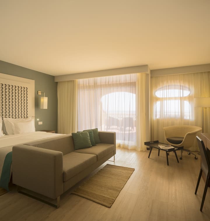 AP Oriental Beach - Adults Friendly