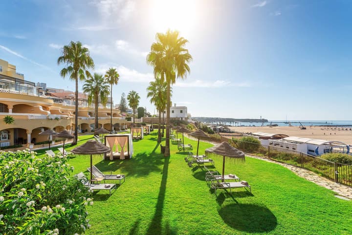 AP Oriental Beach - Adults Friendly