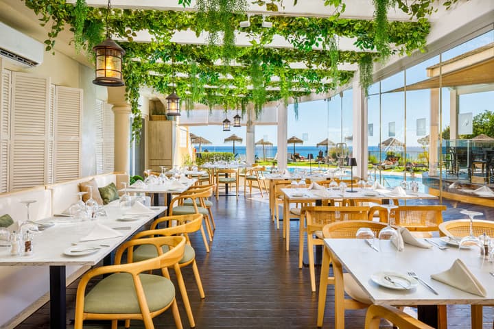 AP Oriental Beach - Adults Friendly
