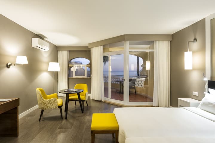 AP Oriental Beach - Adults Friendly