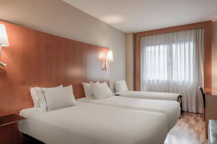 AC Hotel León San Antonio by Marriott