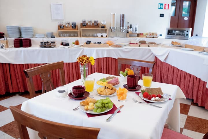 Russo Palace Hotel