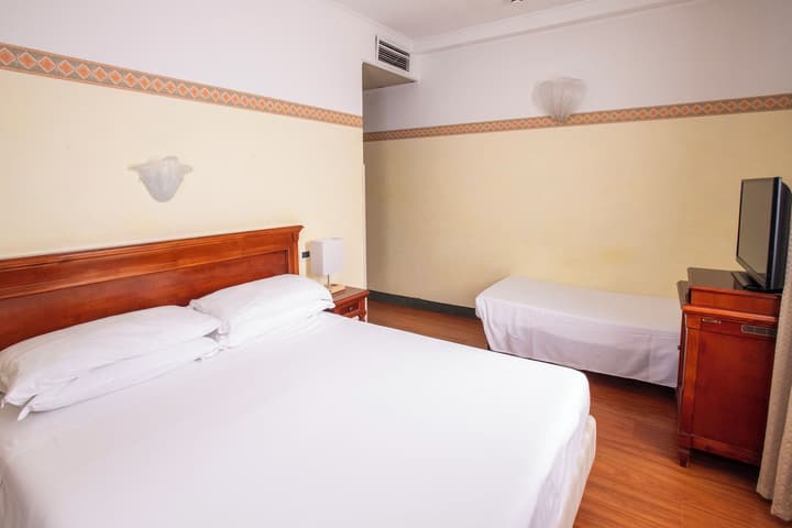 Russo Palace Hotel